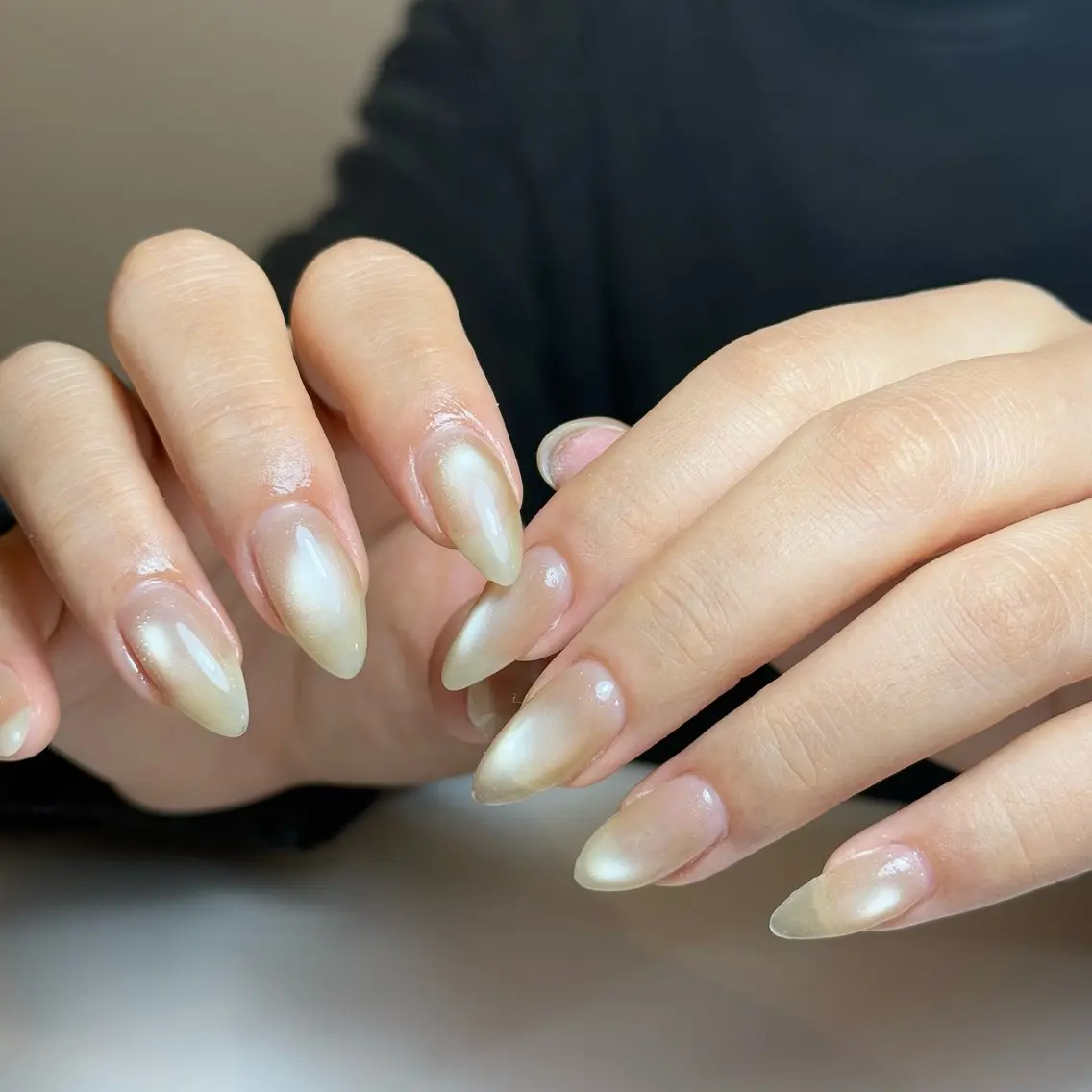 ネイル チークネイル フレンチネイル グラデーション キラキラネイル 韓国ネイル ハンドネイル Risa_ Nailのネイルデザイン