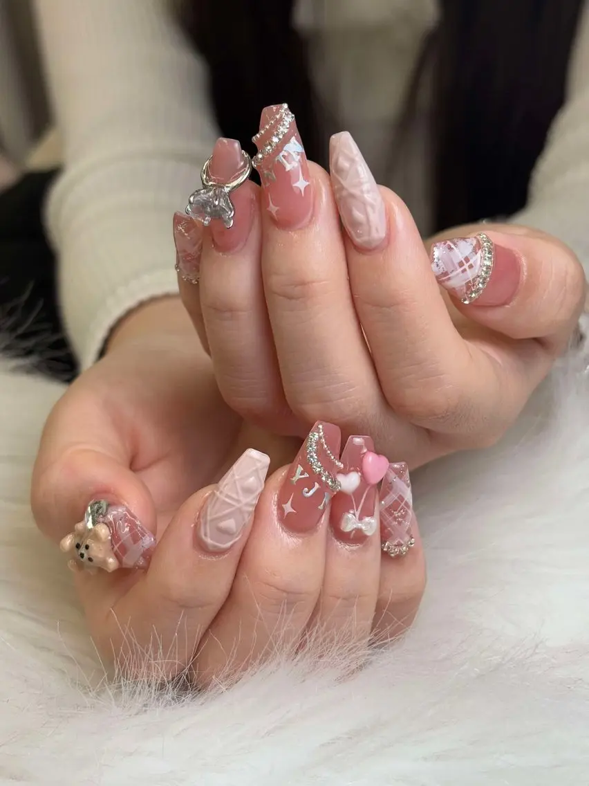 ネイル アートネイル ジェルネイル ニュアンスネイル シンプルネイル Nie Nail Shinokuboのネイルデザイン