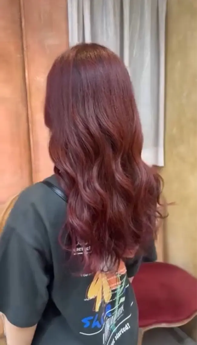 ロング ヘアカラー ともざねゆか UniQ/岡山駅のヘアスタイル
