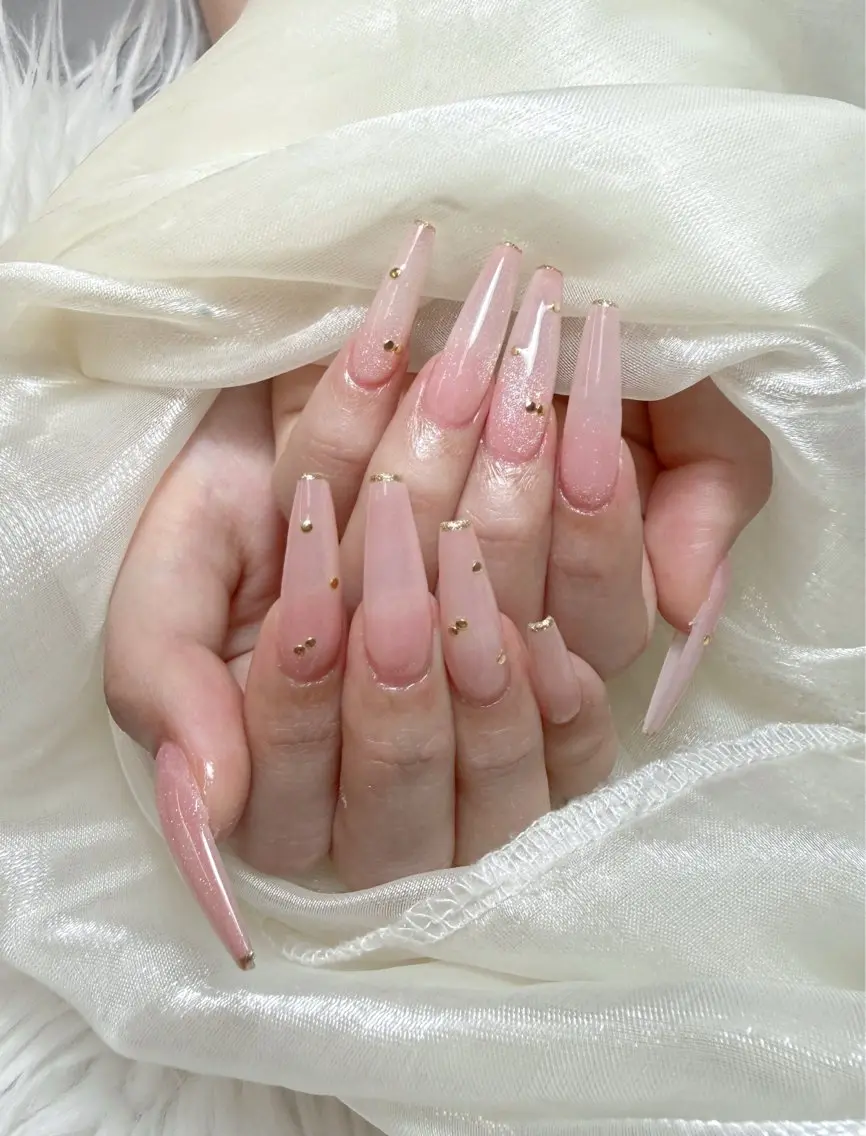 ネイル ハンドネイル T&Knail アイカのネイルデザイン