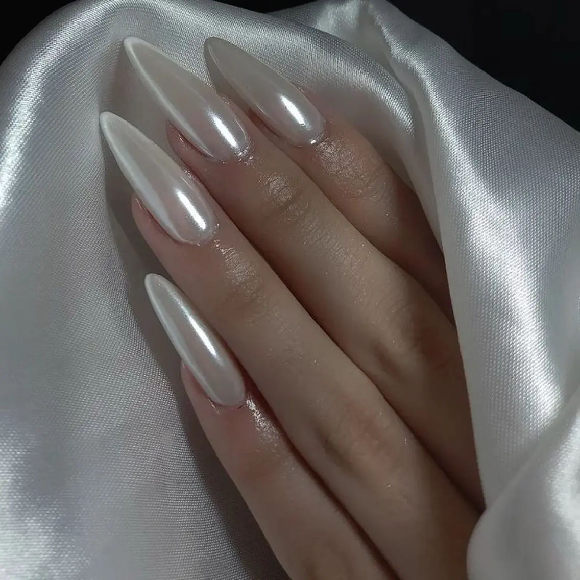ネイル 長さ出し フレンチネイル グラデーション 韓国ネイル ロングネイル ハンドネイル Josie nail salonのネイルデザイン