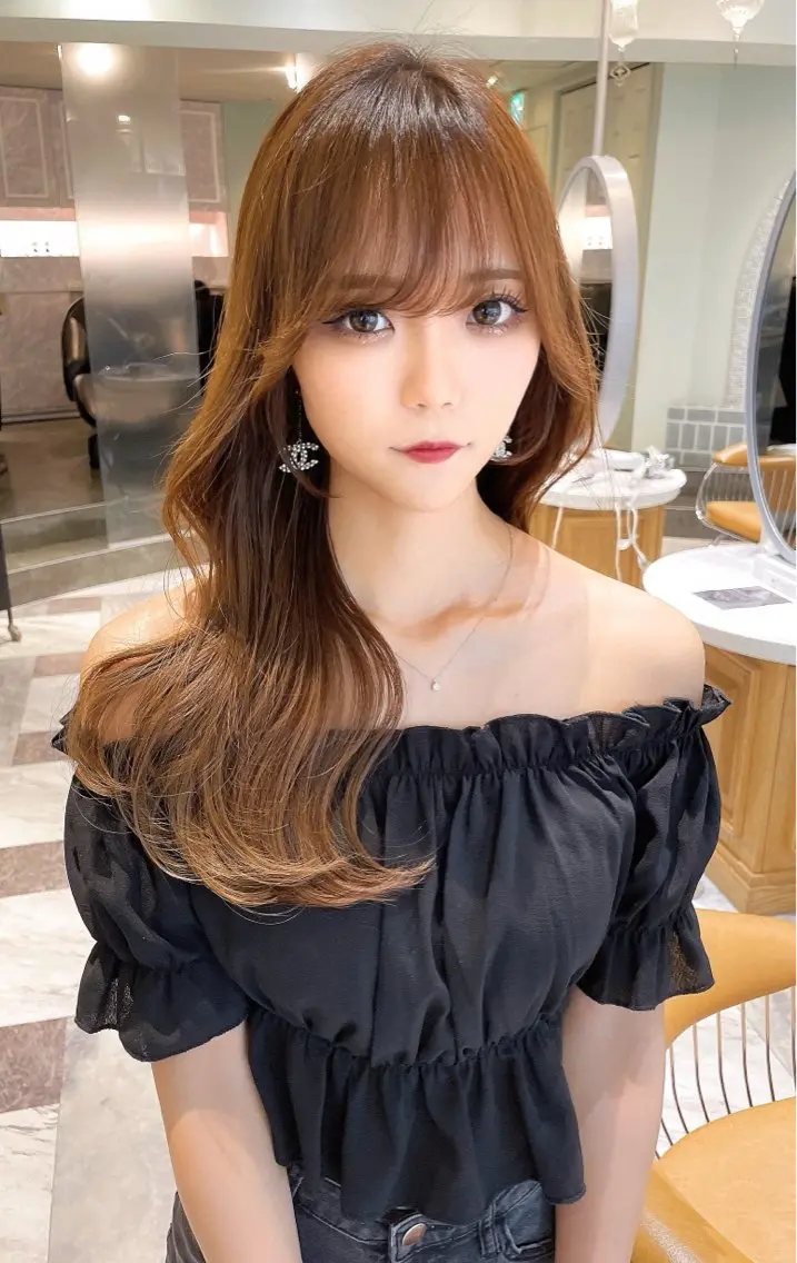 セミロング カラー ベージュカラー 黒髪 ブリーチ ブルーカラー ブルーブラック カット ヘアカラー トリートメント 木屋元一/透明感 /前髪/レイヤーのヘアスタイル