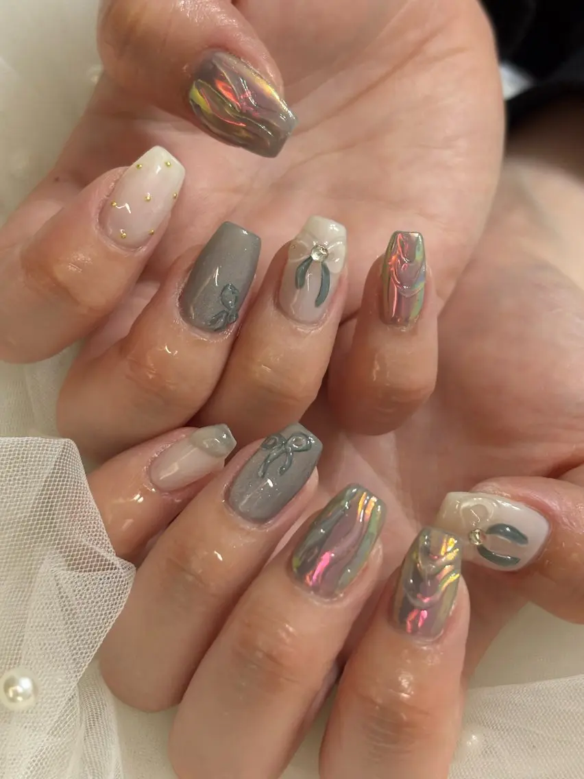 ネイル ハンドネイル フットネイル ✴︎ Delightのネイルデザイン