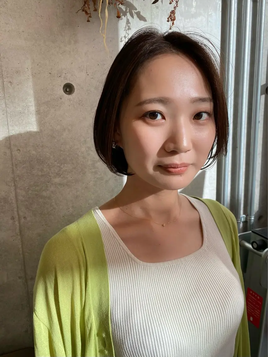 似合わせボブカット/切りっぱなしボブ/ミニボブ/ストレートボブ+2STEPトリートメントの写真