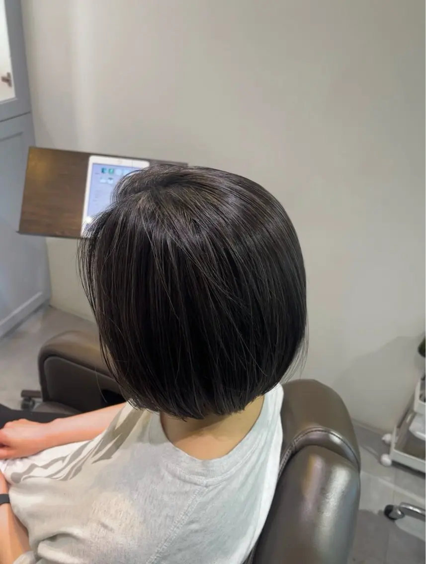 ショート ハイライト 早稲田 千尋のヘアスタイル