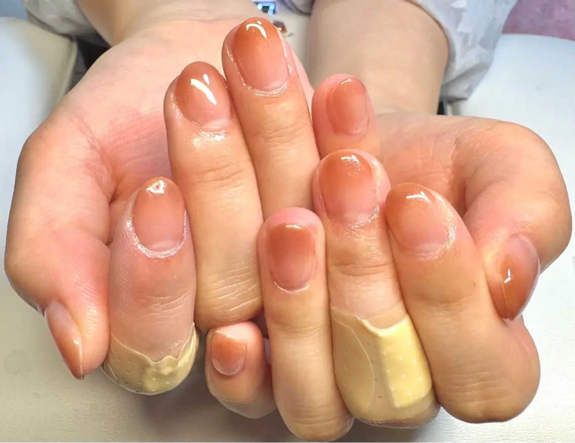 ネイル グラデーション ハンドネイル BENI 💅✨のネイルデザイン