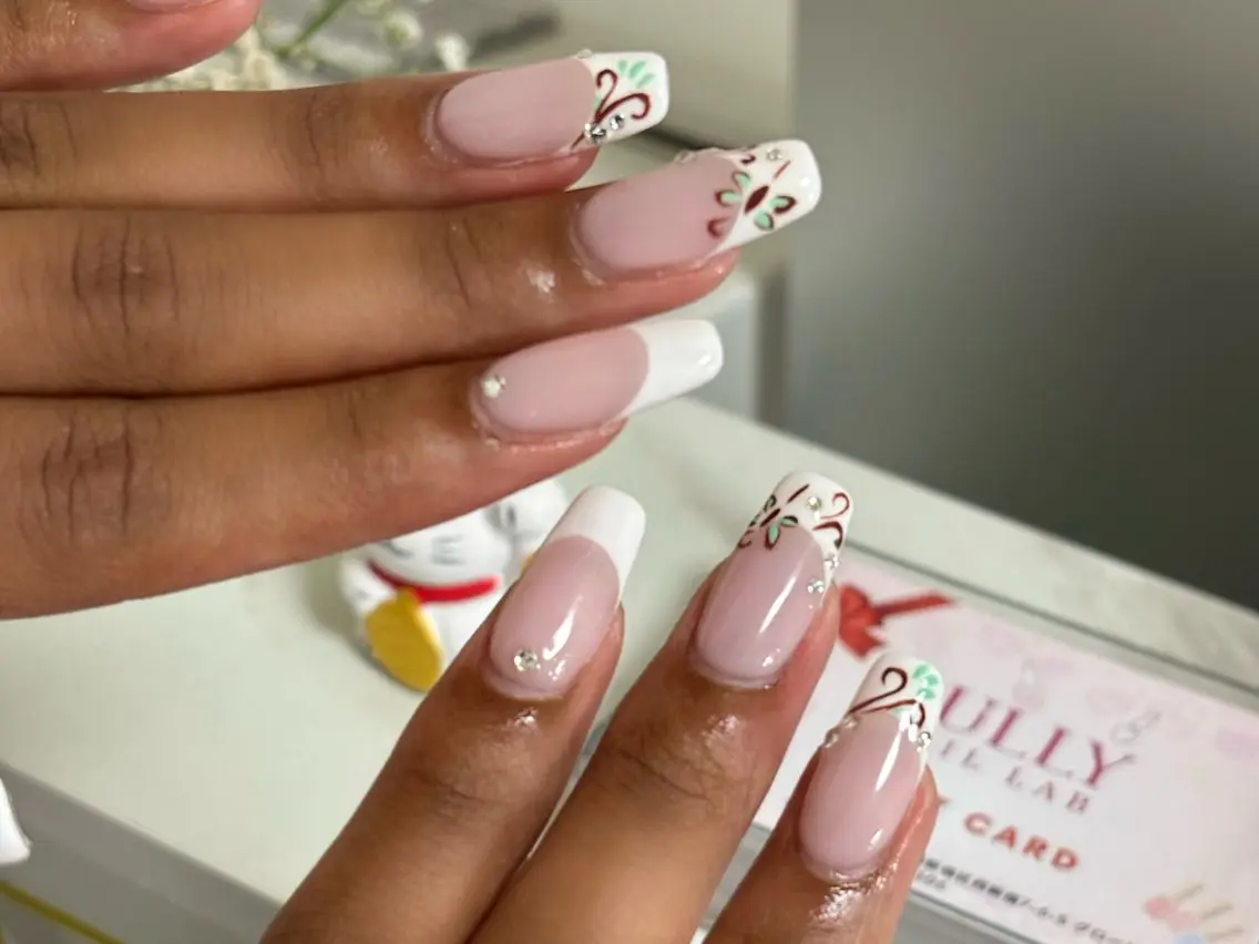 ネイル 長さ出し ロングネイル スカルプネイル スーパーロングネイル ハンドネイル Sully Nail Labのネイルデザイン
