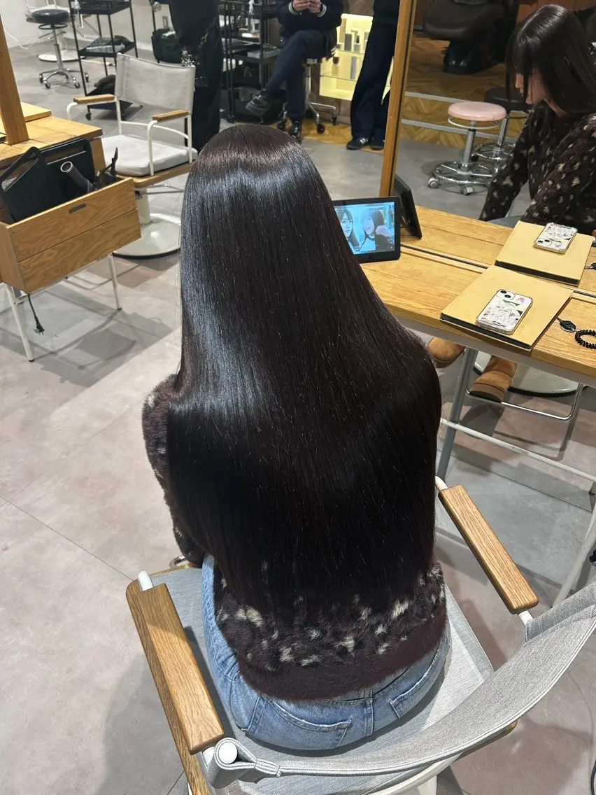 ロング カラー カット ヘアカラー tote. 成瀬晃のヘアスタイル