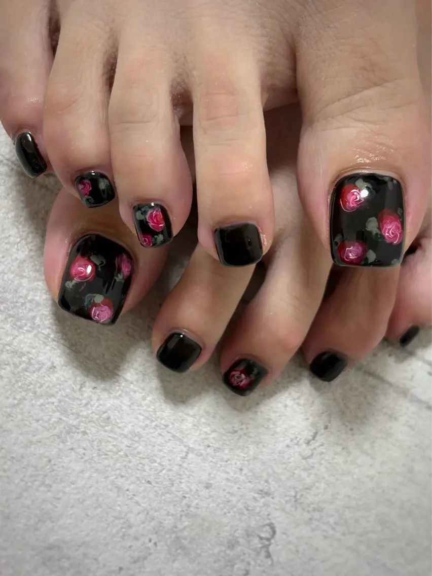 ネイル フットネイル FIORITURA Maikoのネイルデザイン