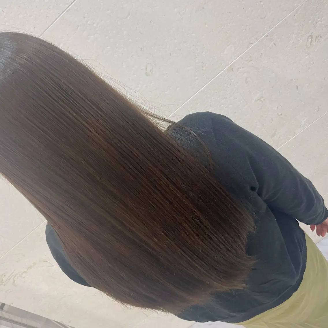 ロング カラー アッシュ 透明感カラー 安田 柚月のヘアスタイル