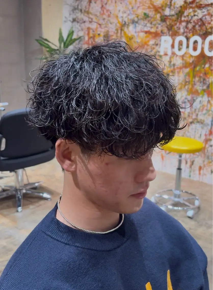 パーマ メンズ メンズパーマ 波巻きパーマ スパイラルパーマ 林 侑弥のヘアスタイル
