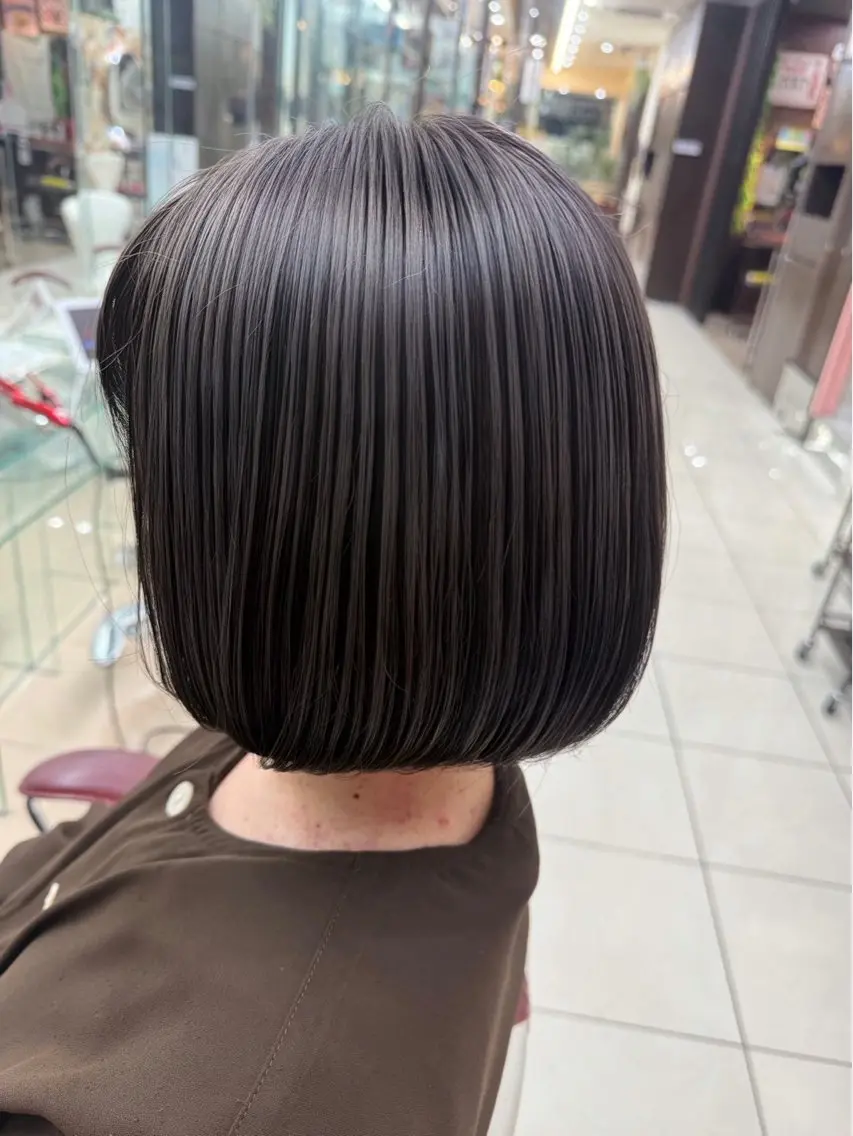 ミディアム 縮毛矯正 トリートメント 似合わせカット✨/ EARTH森町長尾のヘアスタイル