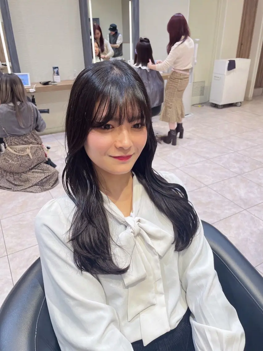 ロング ふわっと抜け感🫧 ブラウンベージュ🤎のヘアスタイル