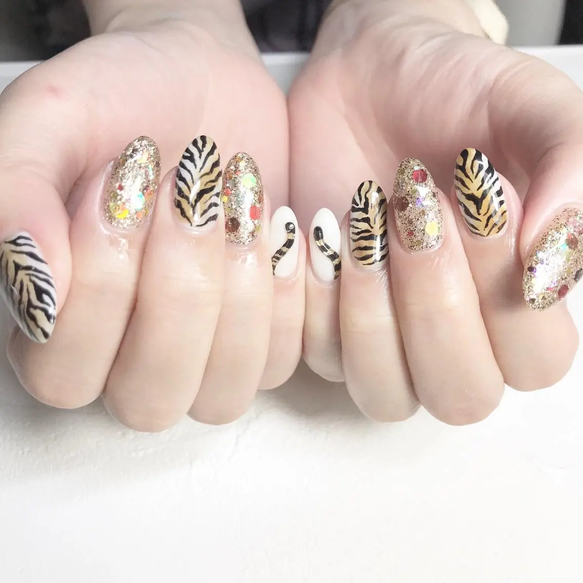 ネイル ハンドネイル Room nailのネイルデザイン