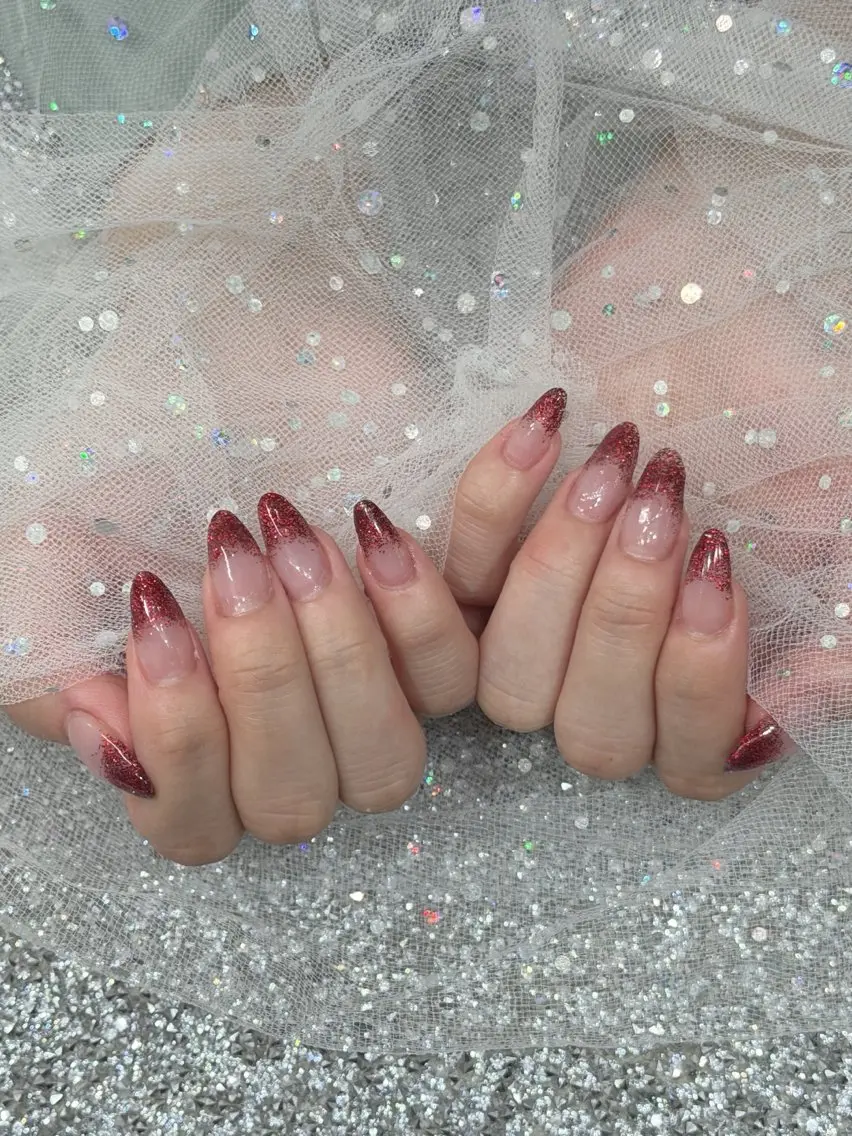 ネイル ハンドネイル ベスティオーラ aineのネイルデザイン