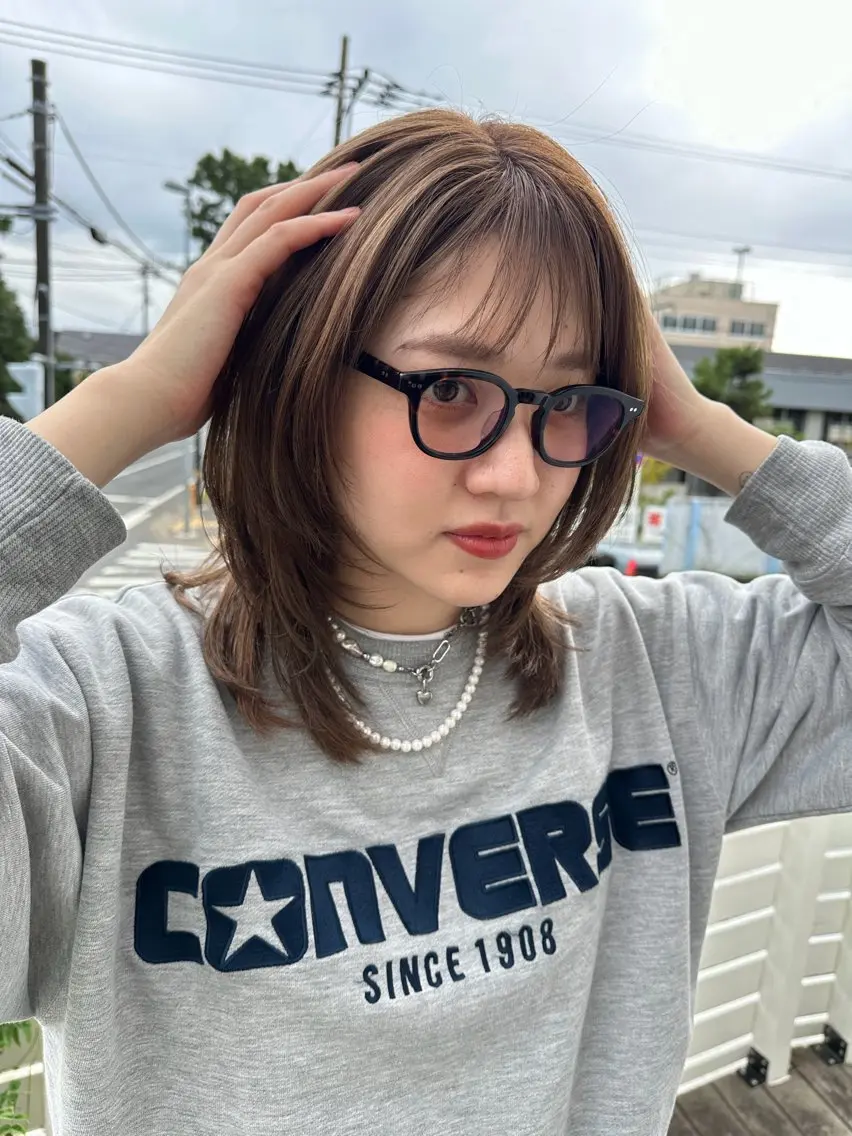 セミロング カラー アッシュ ブリーチ ケアブリーチ 透明感カラー デザインカラー ヘアカラー トリートメント THE CORNER / NOZOMIのヘアスタイル