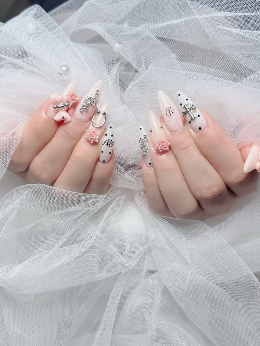 ネイル アートネイル 韓国ネイル 持ち込み ワンホンネイル ハンドネイル Lenie Nail Salonのネイルデザイン