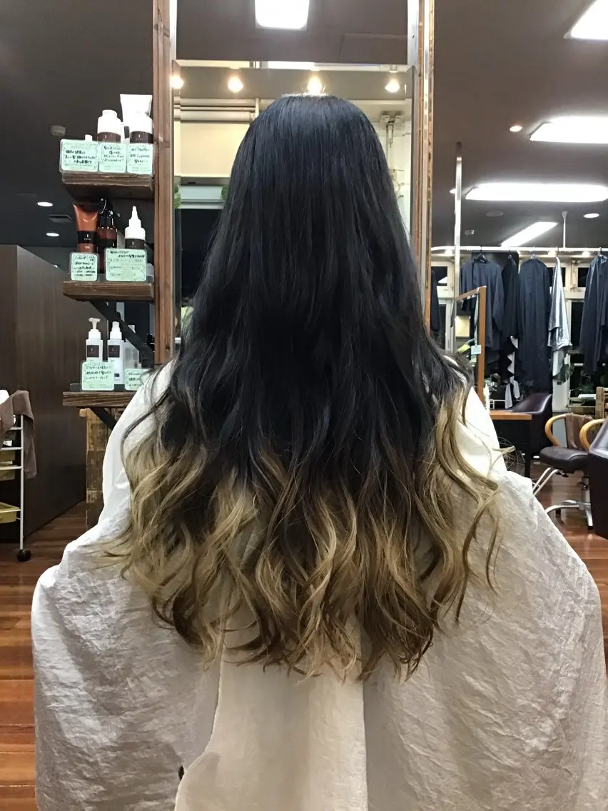 ロング 橘 あさみのヘアスタイル