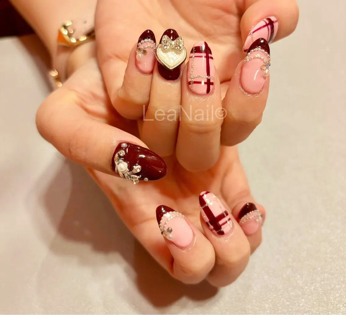 ネイル ボルドー Lea Nailのネイルデザイン