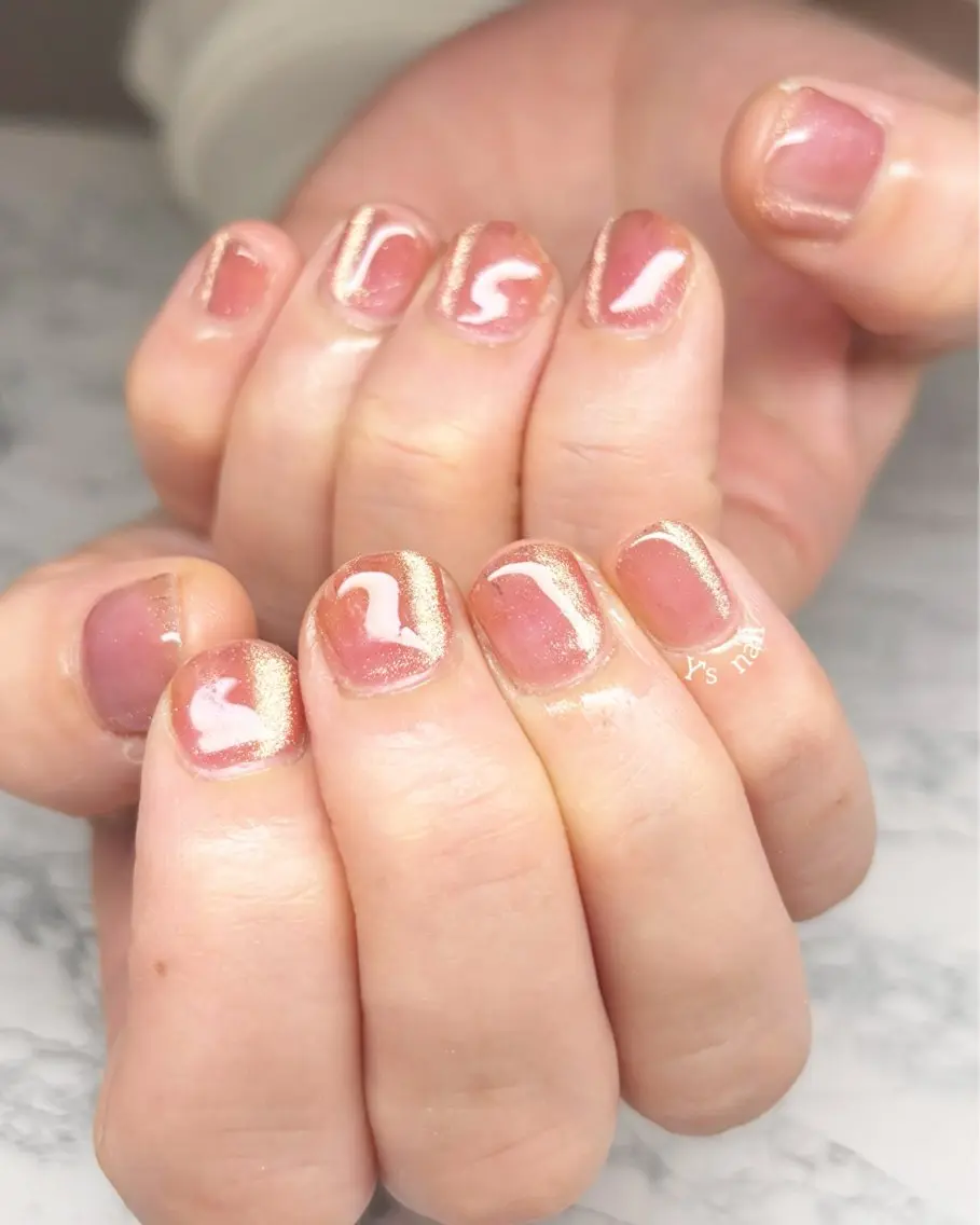 ネイル マグネットネイル 手書きが得意🖌️ Y’s  nailのネイルデザイン