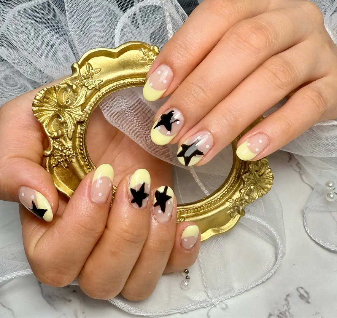 ネイル アートネイル チークネイル フレンチネイル 氷ネイル・うるうるネイル キラキラネイル Mai’s nailのネイルデザイン