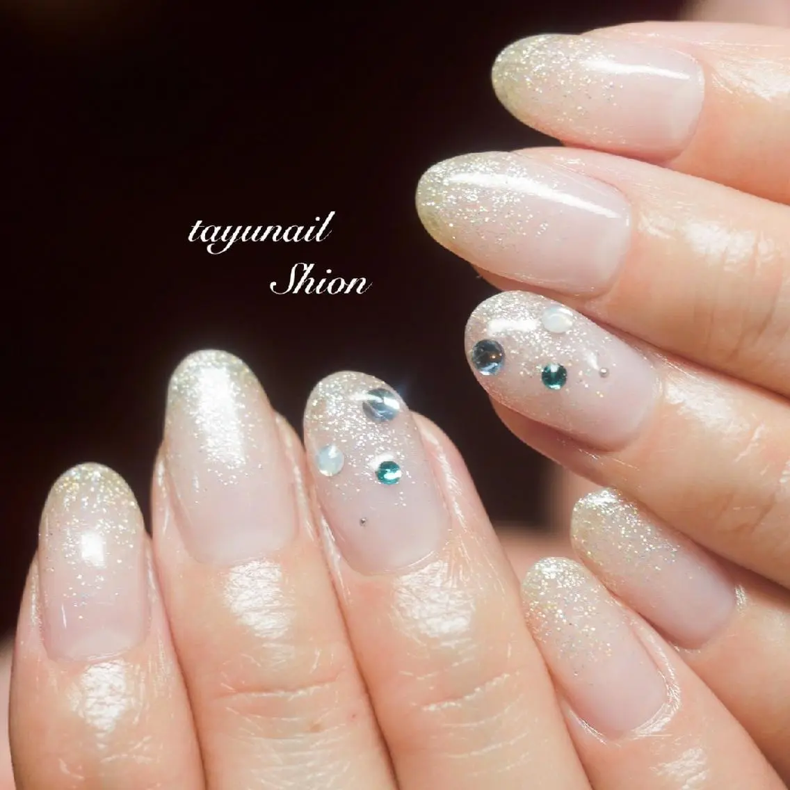 ネイル ブルー ジェルネイル グラデーション キラキラネイル ラメ(グリッター) ネイルサロン 【たゆnail】のネイルデザイン