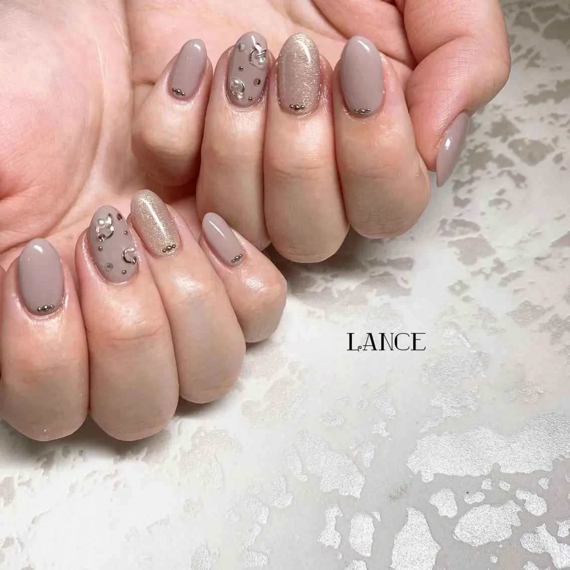 ミディアム ハンドネイル Lance nailのネイルデザイン