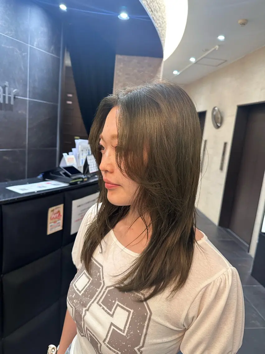 ミディアム ヘアカラー 菊池 仁翔のヘアスタイル