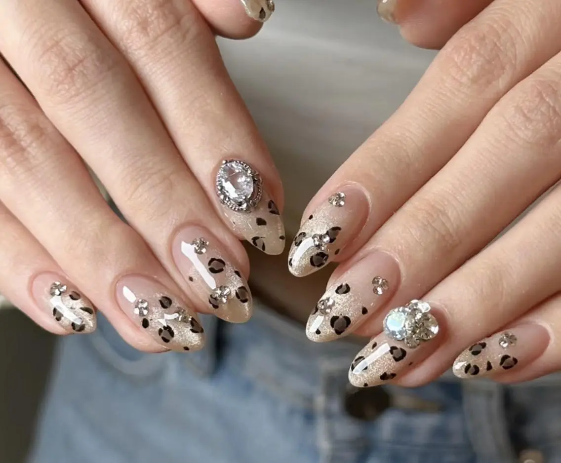 ネイル ハンドネイル 🎀 NaNa_nailのネイルデザイン