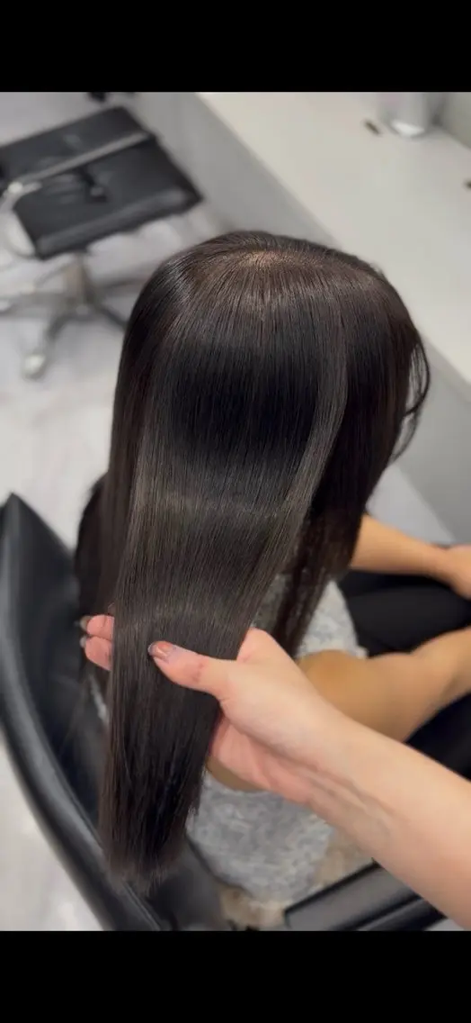 ミディアム カラー グレージュ オリーブグレージュ オリーブグレー ヘアカラー みう 📍新宿美髪のヘアスタイル