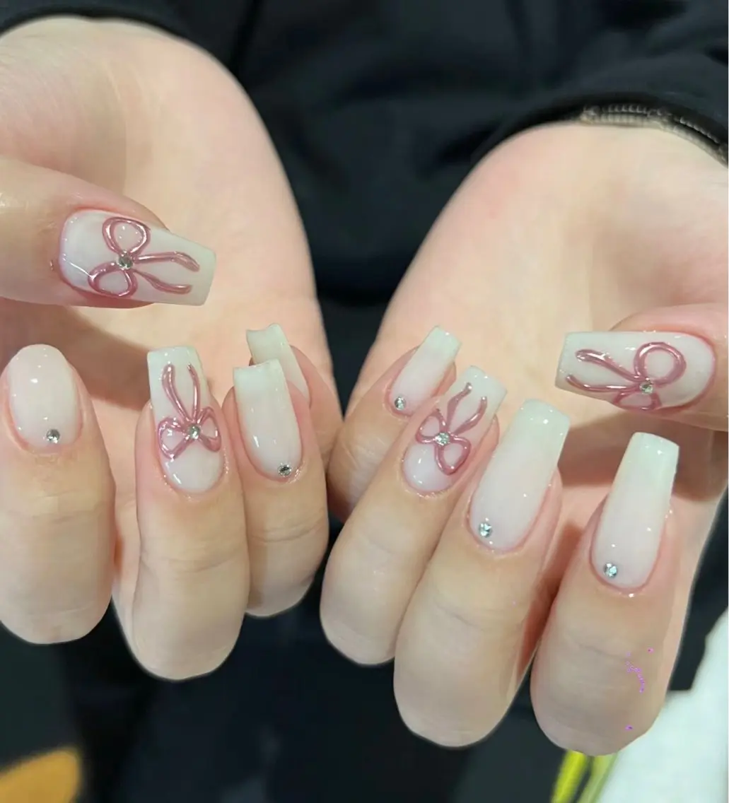 ネイル ハンドネイル ハンドケア 🍑 momo_nailのネイルデザイン