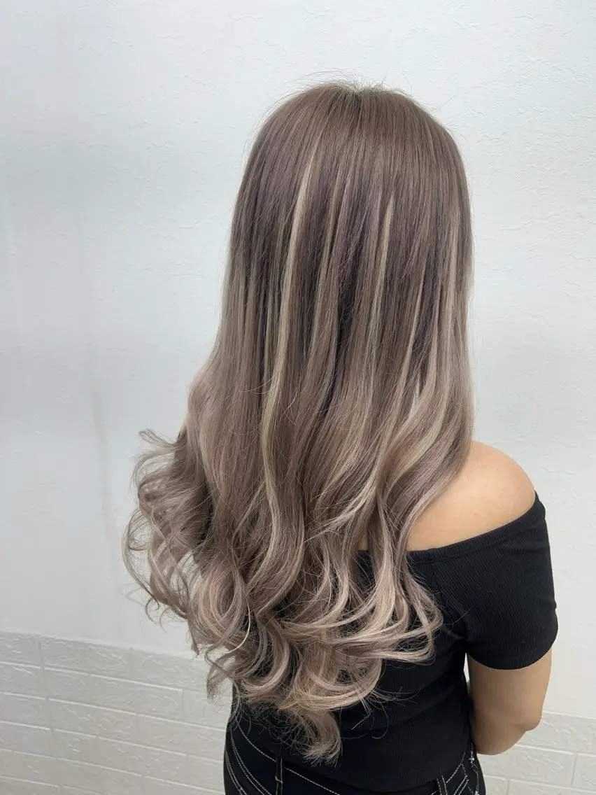 最高級エクステ /羽エクステ白石宇由のヘアスタイル