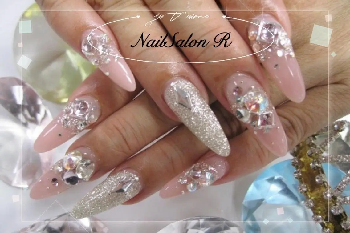 ネイル NailSalonR 宮里のネイルデザイン