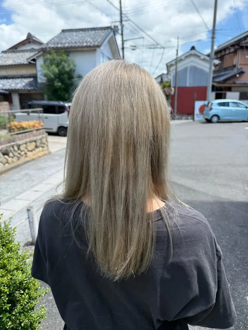 ミディアム 外国人風カラー カット ヘアカラー トリートメント 髪質改善⚡️カラー 🍀武久 誠🍀のヘアスタイル