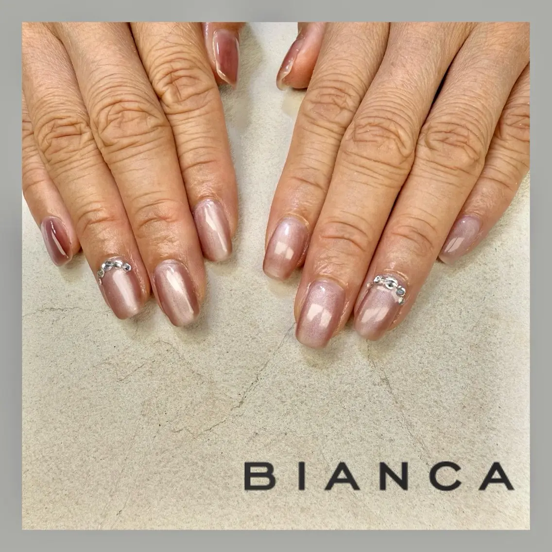 ネイル マグネットネイル ハンドネイル Bianca TORII🌞のネイルデザイン