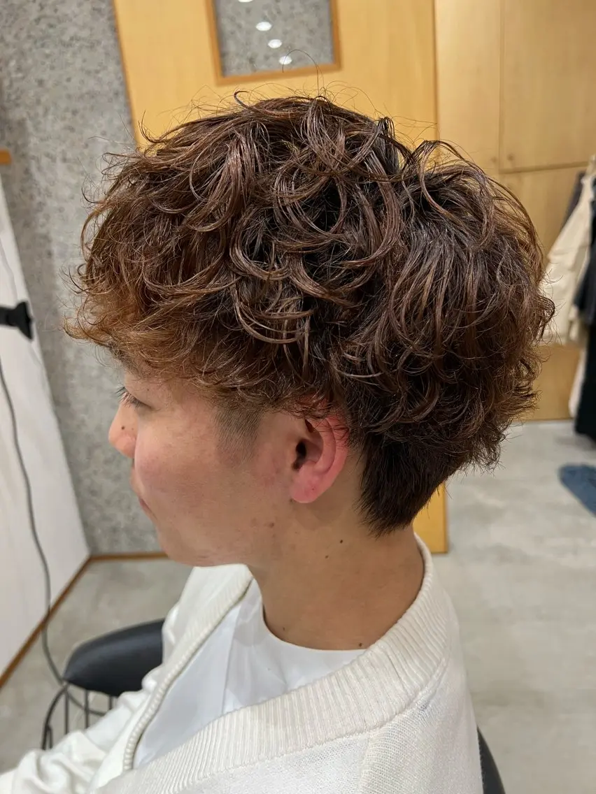パーマ メンズ カット 解良 優斗のヘアスタイル