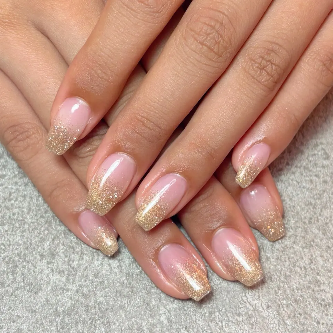 ネイル ハンドネイル nailroom DIASOMNIAのネイルデザイン