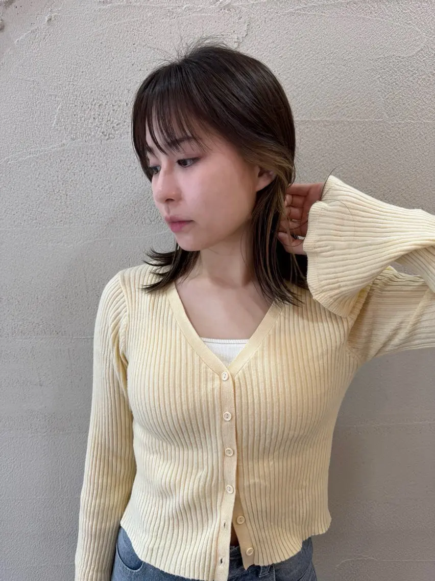 ミディアム カラー ベージュカラー カット ヘアカラー 韓国風🇰🇷レイヤ ーKEI🇰🇷のヘアスタイル