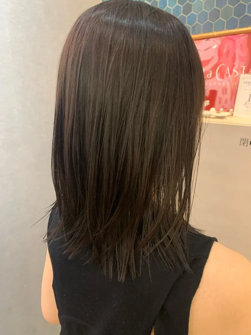 ミディアム カラー レイヤーカット 大橋 拓実のヘアスタイル