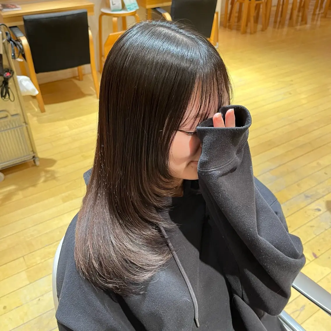 ロング レイヤーカット 高橋 あゆみのヘアスタイル
