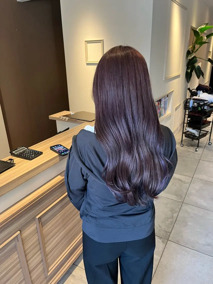 ロング カラー アッシュ ラベンダーカラー ラベンダーアッシュ 川越 輝梨奈のヘアスタイル