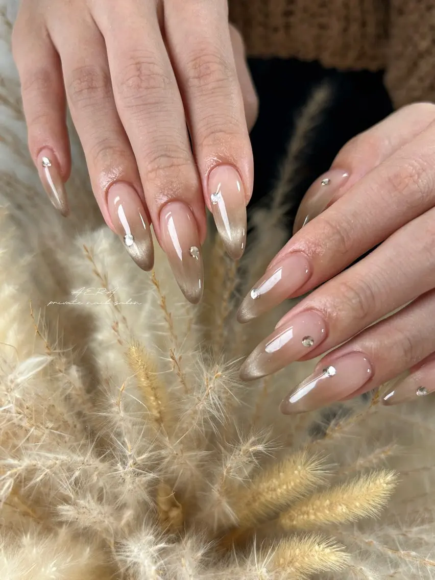 ネイル AERA nail shino🐱⸝꙳のネイルデザイン