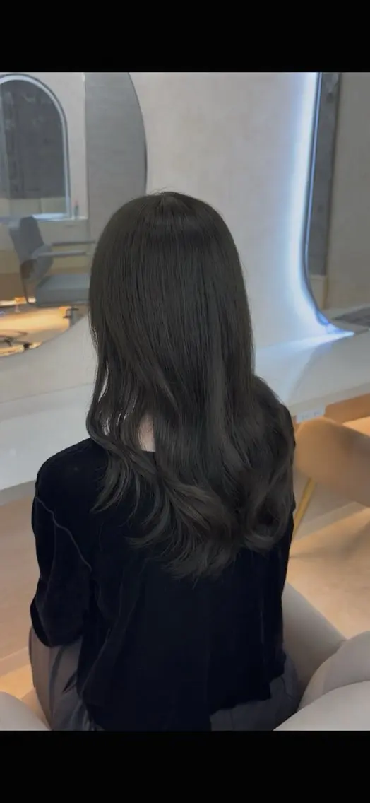 ロング カラー 藤澤 友里香のヘアスタイル