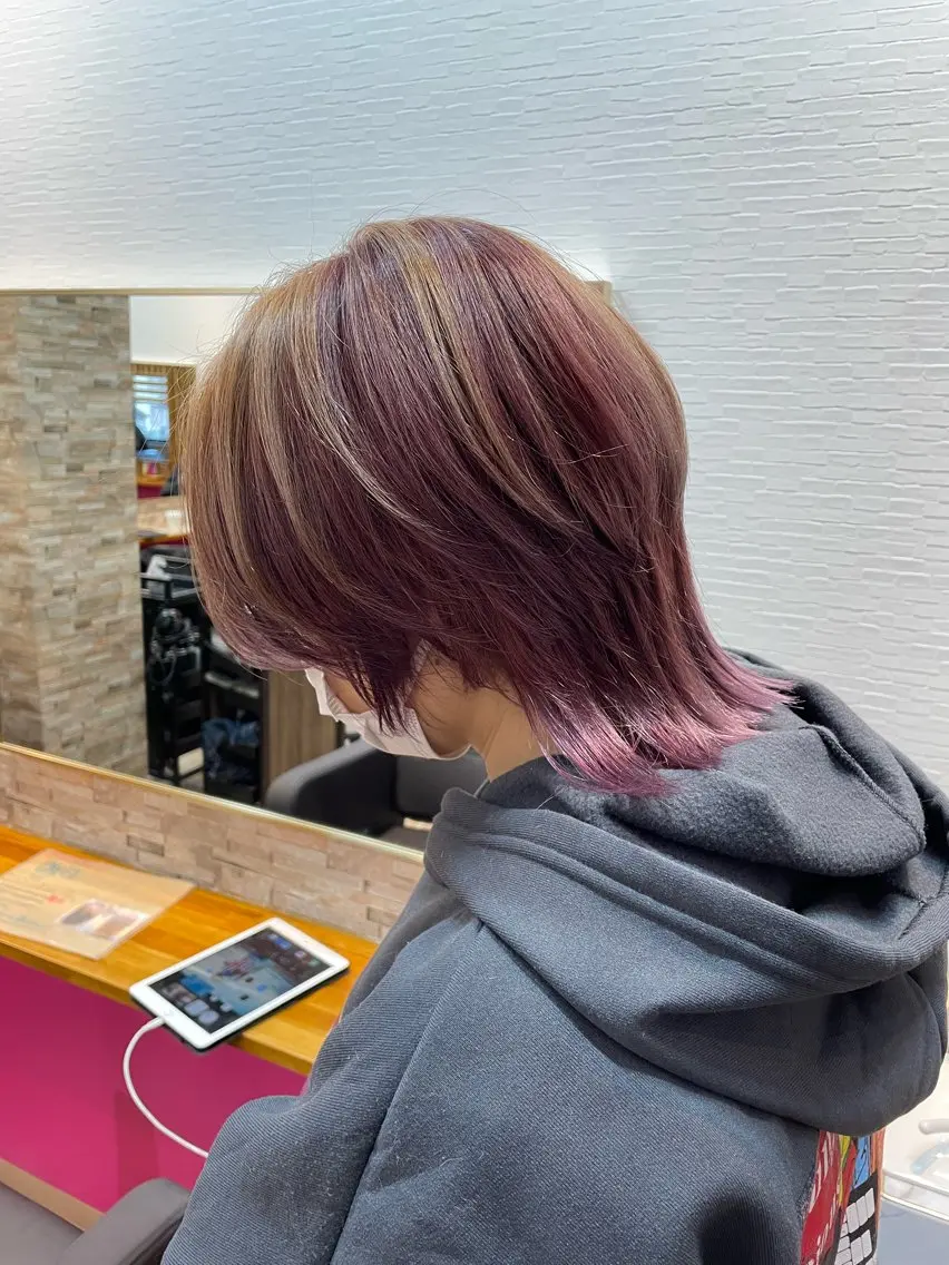 ミディアム カラー ベージュカラー ブリーチ ラベンダーカラー ピンクカラー ピンクラベンダー カット ヘアカラー YUI/ ブリーチカラー🌷のヘアスタイル