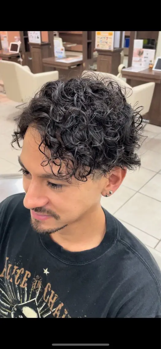 ショート パーマ スパイラルパーマ カット パーマ 大澤　裕貴 【メンズカット】のヘアスタイル