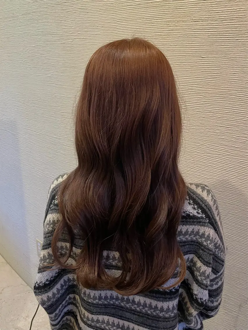 セミロング ミルクティーブラウン ヘアカラー トリートメント 木村 一葵のヘアスタイル