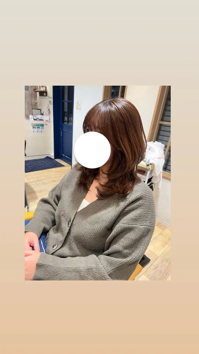 セミロング カラー ヘアカラー トリートメント 三浦 吏恵のヘアスタイル