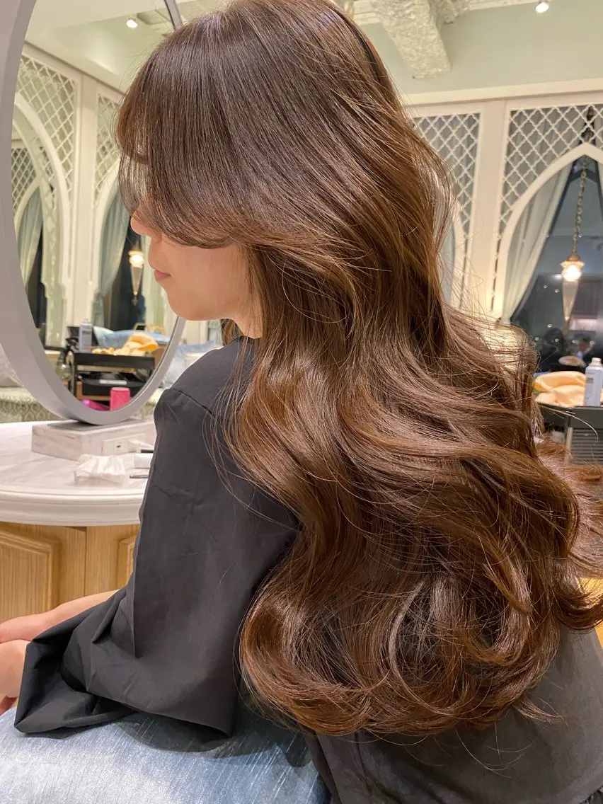 セミロング カラー ベージュカラー 黒髪 ブリーチ ブルーカラー ブルーブラック カット ヘアカラー トリートメント 木屋元一/透明感 /前髪/レイヤーのヘアスタイル