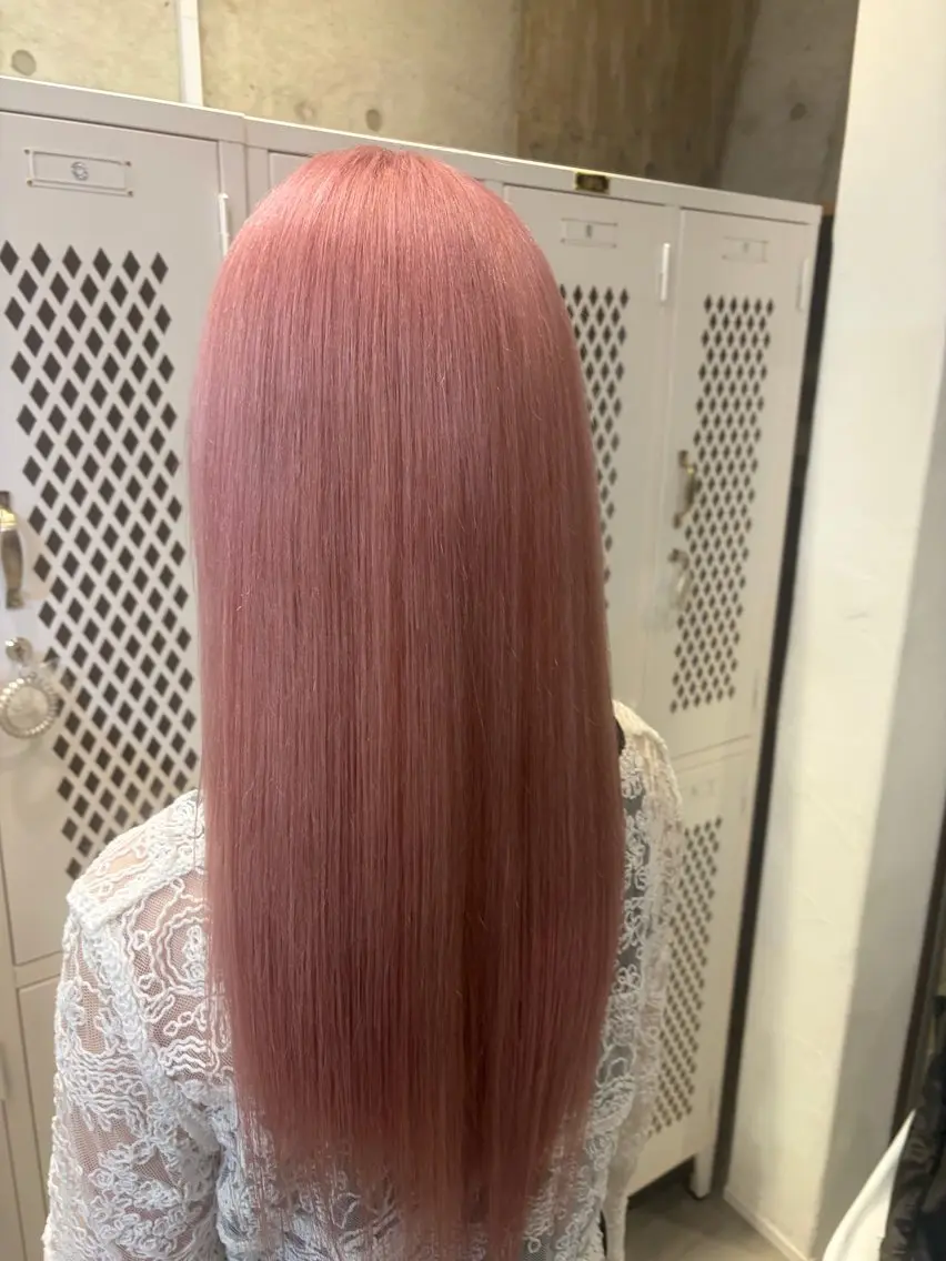 ロング ヘアカラー 吉祥寺ブリーチカラー ハイトーンシュンペイのヘアスタイル