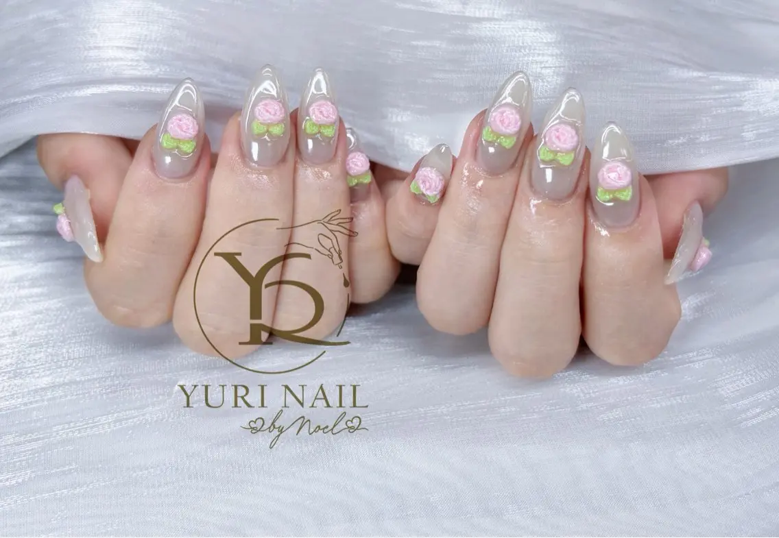 ネイル ハンドネイル フットネイル ハンドケア YURI Nail NARITAのネイルデザイン